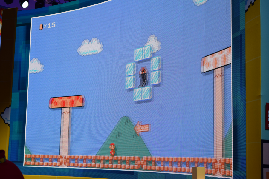 Super Mario Maker Giant Screen